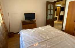 Apartament 3 camere, 50 mp, parcare, zona Terra!