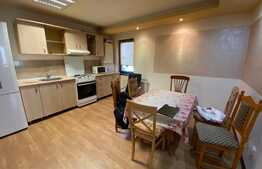 Apartament 3 camere, 50 mp, parcare, zona Terra!