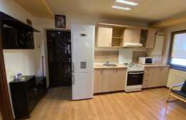 Apartament 3 camere, 50 mp, parcare, zona Terra!