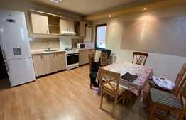 Apartament 3 camere, 50 mp, parcare, zona Terra!