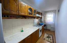 Apartament de 2 camere, decomandat, 63 mp, balcon, zona Platinia