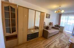 Apartament de 2 camere, decomandat, 63 mp, balcon, zona Platinia