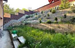 Oportunitate! 3 camere decomandate, 82 mp, terasa, gradina 40 mp, garaj, 2 parcari !!!