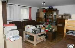 Apartament de vanzare 2 camere, 58 mp plus terasa de 39 mp si loc de parcare