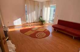 Apartament 2 camere decomandate ,et intermediar , zona Campului !