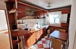 Apartament 2 camere decomandate ,et intermediar , zona Campului !