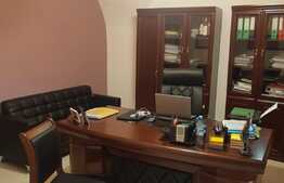 Spatiu de birou, 45 mp, 2 camere, zona strazii Eroilor