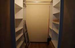 Apartament spatios, 3 camere, 60 mp, spatiu de depozitare si loc de parcare, Ioan Rus