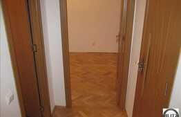 Apartament 3 camere semidecomandate, 62 mp, zona Diana. Loc de parcare!