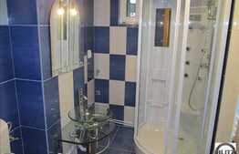 Apartament 3 camere semidecomandate, 62 mp, zona Diana. Loc de parcare!