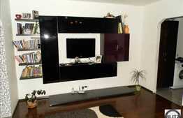 Vanzare 3 camere, 60 mp, zona Pietei Mihai Viteazul, loc parcare,boxa depozitare