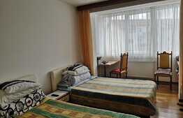 2 camere, 59 mp, 2 balcoane, etaj intermediar! Zona strazii Florilor