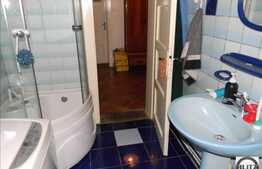 Vanzare 2 apartamente, 152 mp, zona hotelului Napoca, imobil tip casa