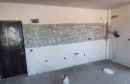 Apartament 2 camere, terasa 46 mp, parcare 