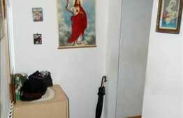 De vanzare 2 camere, 54 mp, decomandat, la 2 minute de LIDL