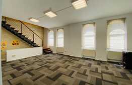 Vila renovata, 372 mp, curte proprie de aprox 300 mp, zona piata Cipariu