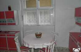 Vanzare, 2 camere 75 mp, zona Piata Mihai Viteazul