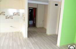 Apartament de vanzare cu scara interioara, 105 mp utili, A.C, zona TERRA!