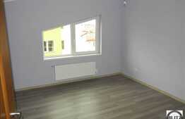 Apartament de vanzare cu scara interioara, 105 mp utili, A.C, zona TERRA!