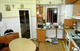 Vanzare apartament  la 2 minute de Kaufland, 2 camere decomandate