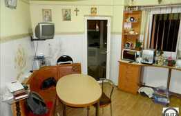 Vanzare apartament  la 2 minute de Kaufland, 2 camere decomandate