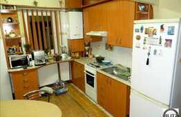 Vanzare apartament  la 2 minute de Kaufland, 2 camere decomandate