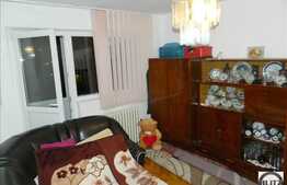 Vanzare apartament  la 2 minute de Kaufland, 2 camere decomandate