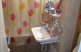 Vanzare 2 camere, 50 mp utili, decomandat, zona strazii Mehedinti