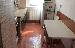 3 camere, decomandat, 60 mp, parcare, zona strazii Gurghiu