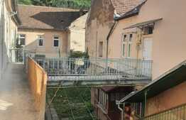 Apartament 2 camere la casa, langa Biserica Neagra,  in centrul istoric al Brasovului!