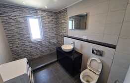 Apartament elegant 3 camere, 65 mp, zona VIVO, loc de parcare