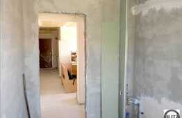 Vanzare manasarda cu 2 camere, 54 mp in zona Muzeul Apei