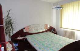 Apartament 4 camere, 90 mp, 2 balcoane, 2 bai, zona strazii Observator