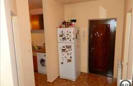 Vanzare 2 camere, 53 mp, decomandat, la 3 minute de Iulius Mall, imobil NOU