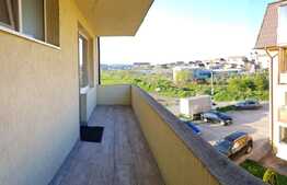 Apartament amenajat modern cu 2 camere decomandate si parcare