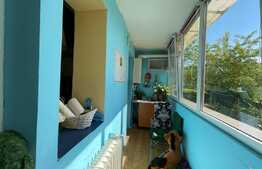 Apartament 2 camere 52mp balcon, decomandat, zona Big