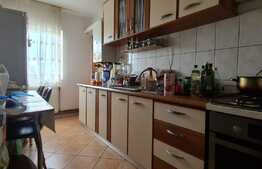 Apartament de 4 camere, 80 mp, Codlea 