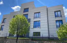 Cladire emblematica, 1760 mp, finisaje de exceptie, ideal scoala, spital, universitate