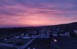 Apartament finisat la cheie, luminos, spatios