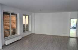 Spatiu comercial, 112 mp, bloc nou, zona centrala