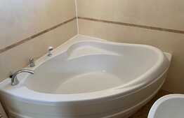Apartament de 3 camere in Racadau