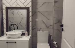 Apartament de LUX, 3 camere, balcon, parcare subterana! Zona Petrom!