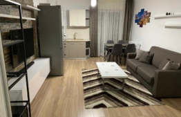 Studio Maurer, zona mall Coresi