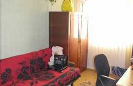 Vanzare apartament 4 camere, 70 mp utili, boxa la subsol, zona buna!