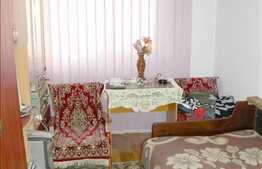 Vanzare apartament 4 camere, 70 mp utili, boxa la subsol, zona buna!