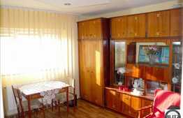 Vanzare apartament 4 camere, 70 mp utili, boxa la subsol, zona buna!