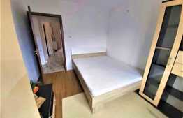 Apartament 3 camere, etaj intermediar, 70 mp