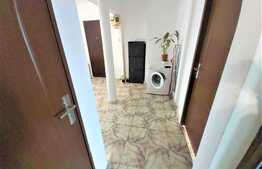 Apartament 3 camere, etaj intermediar, 70 mp