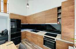 Apartament 3 camere SUPERB, 76 mp, parcare, Zona Florilor!