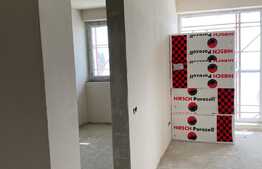 Apartament cu o camera , 36 mp, etaj intermediar 